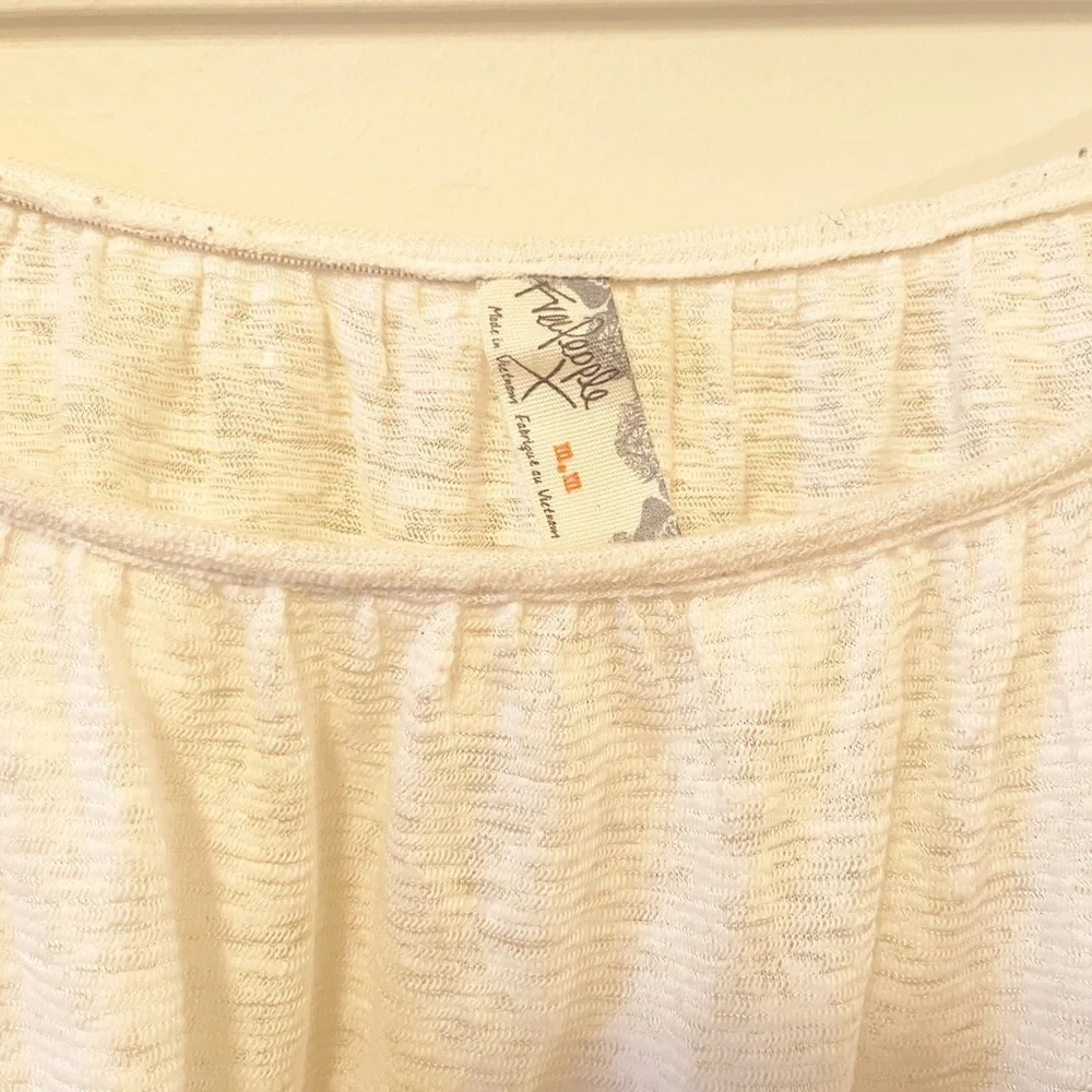 Free People Long Sleeve Ivory Cut Out And Embroidered Top Size Medium